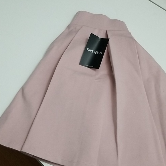 Mini Skirt - Picture 2 of 2